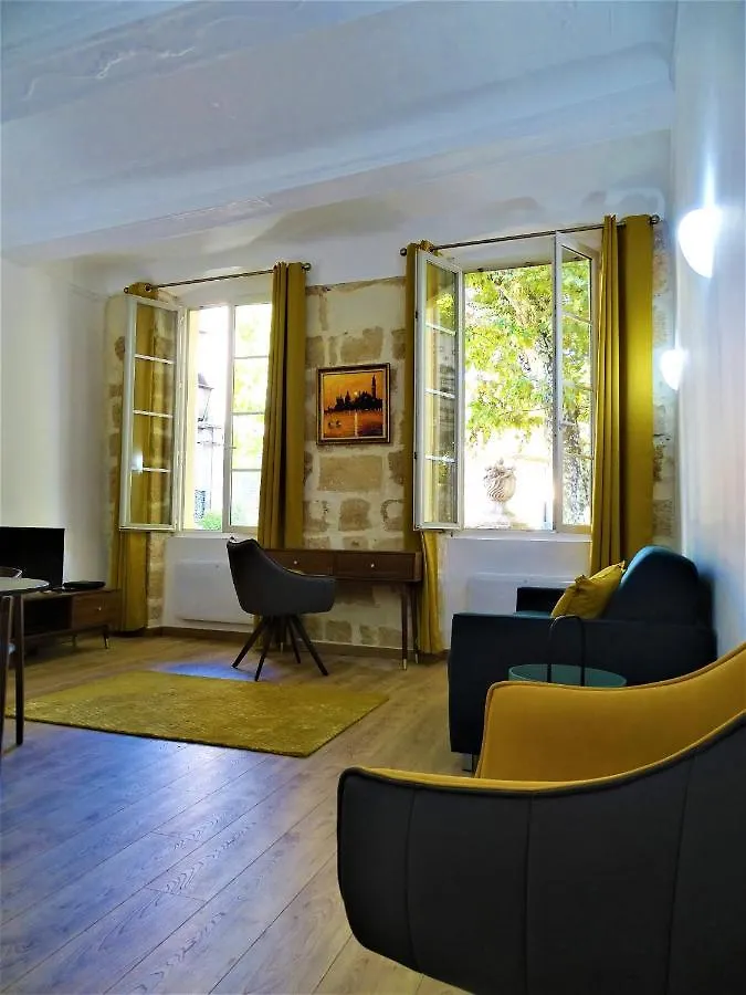 Blue Fountain Luxueux Studio Aix Centre Historique -Wifi-Smart Tv- Aix-en-Provence Apartment